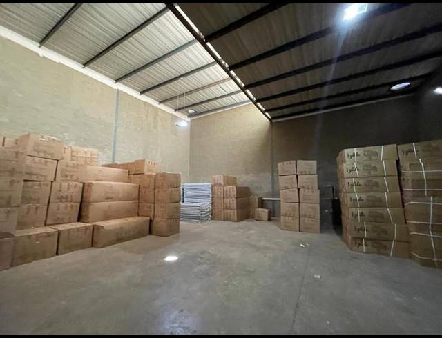INDUSTRIAL PROPERTY TO RENT IN HENNOPSPARK